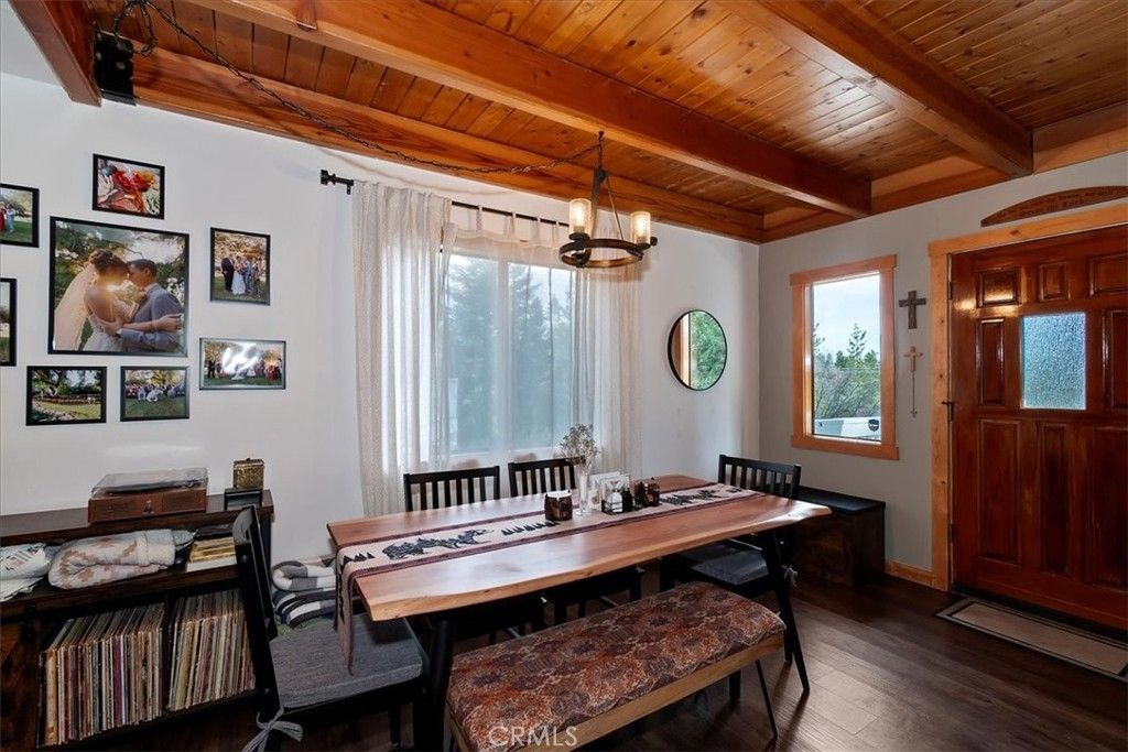 Image 9 of property listing at 804 Sierra Vista, Twin Peaks, CA 92391