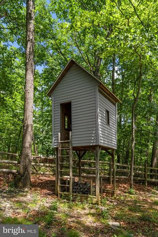 111 GERONIMO TRL, Winchester, VA 22602