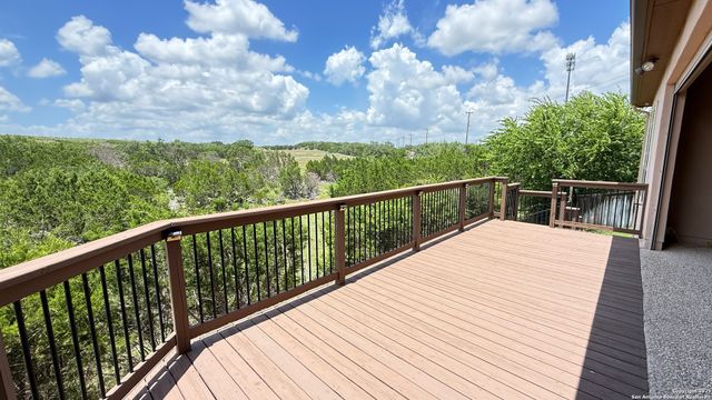 1542 MELANIE CIR, San Antonio, TX 78258