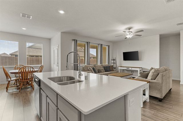 4925 Woodloch Drive, Princeton, TX 75407
