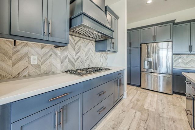 4721 Overstone Avenue, Madera, CA 93636