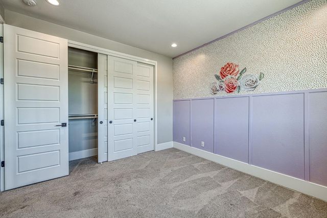 4721 Overstone Avenue, Madera, CA 93636