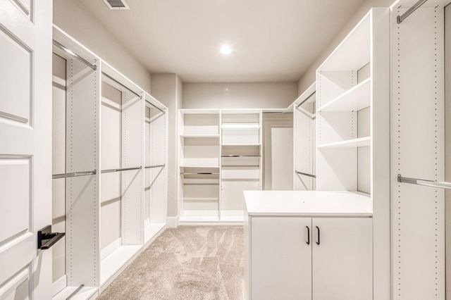 4721 Overstone Avenue, Madera, CA 93636