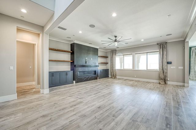 4721 Overstone Avenue, Madera, CA 93636