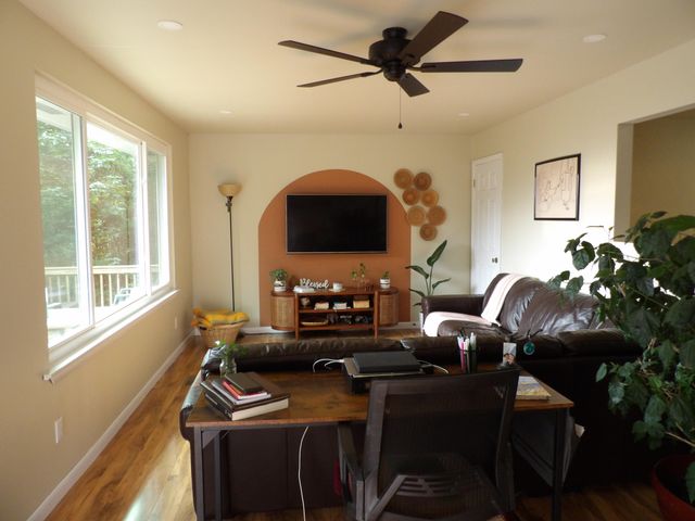 499 Johnson Loop Road, Pikeville, TN 37367