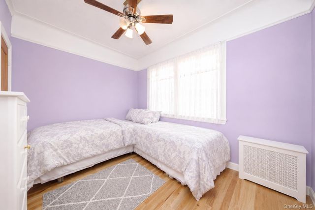 33 Avenue U, Brooklyn, NY 11223