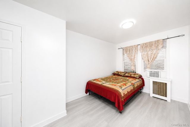 33 Avenue U, Brooklyn, NY 11223