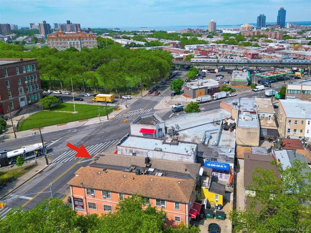 33 Avenue U, Brooklyn, NY 11223