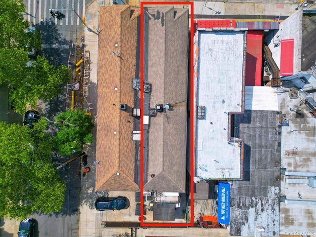 33 Avenue U, Brooklyn, NY 11223
