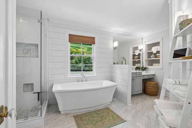 2301 Chickering Ln, Nashville, TN 37215