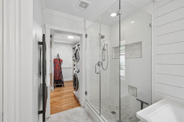 2301 Chickering Ln, Nashville, TN 37215