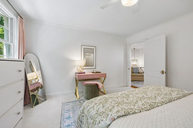 2301 Chickering Ln, Nashville, TN 37215