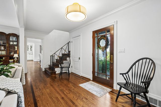 2301 Chickering Ln, Nashville, TN 37215
