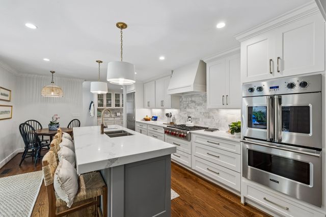 2301 Chickering Ln, Nashville, TN 37215