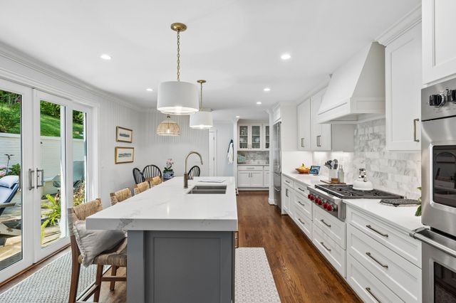 2301 Chickering Ln, Nashville, TN 37215