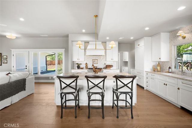 1026 Merry Hill Road, Paso Robles, CA 93446