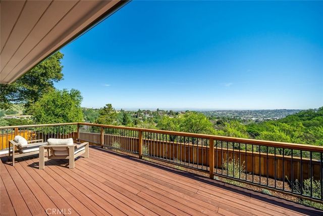 1026 Merry Hill Road, Paso Robles, CA 93446