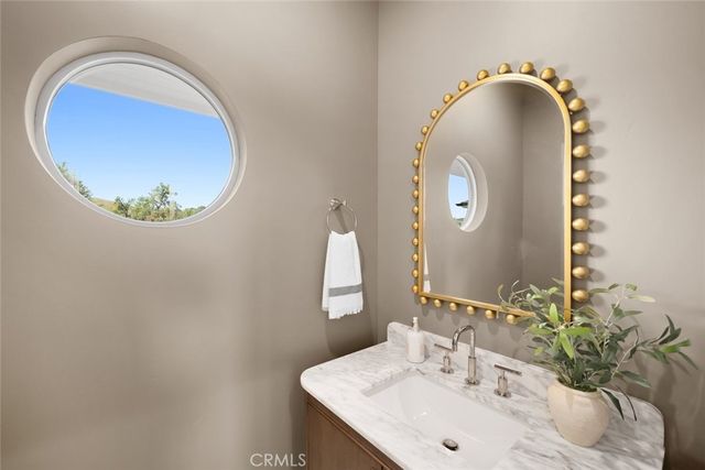 1026 Merry Hill Road, Paso Robles, CA 93446