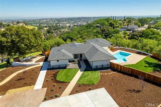 1026 Merry Hill Road, Paso Robles, CA 93446