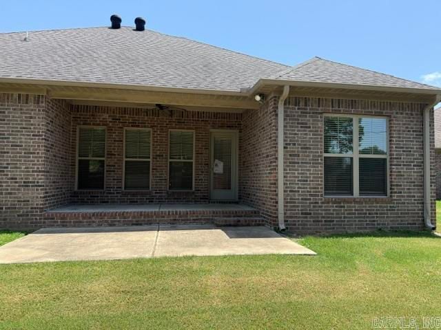 2415 EIGHTEEN Loop, Conway, AR 72034