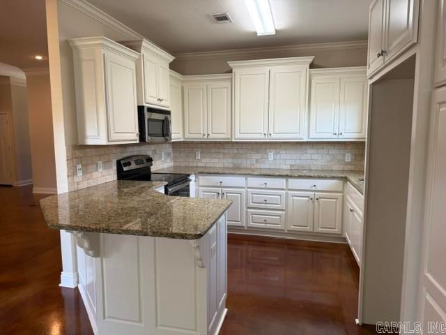 2415 EIGHTEEN Loop, Conway, AR 72034