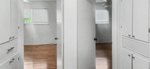 12913 Trail Hollow Drive 2913, Houston, TX 77079