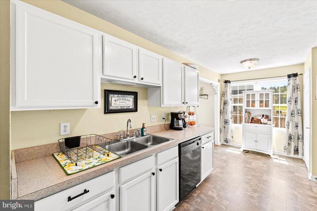 360 4TH ST, Colonial Beach, VA 22443