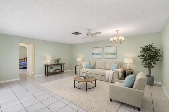 801 NW 30th Avenue C, Delray Beach, FL 33445