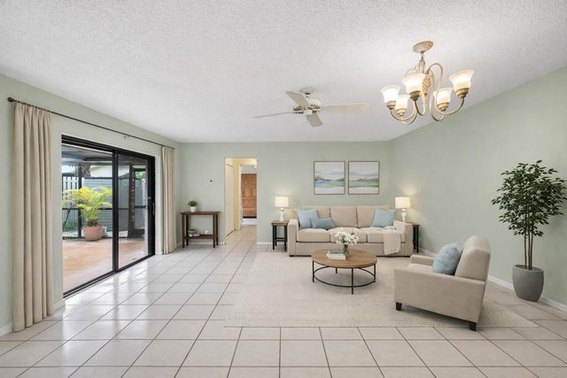 801 NW 30th Avenue C, Delray Beach, FL 33445