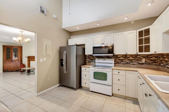 801 NW 30th Avenue C, Delray Beach, FL 33445