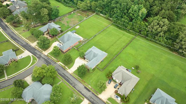 131 Bradshaw Crossing, Canton, MS 39046