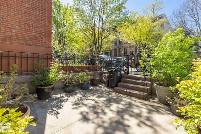 7 E 129TH Street, New York City, NY 10035
