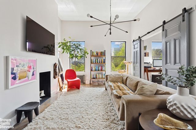 7 E 129TH Street, New York City, NY 10035