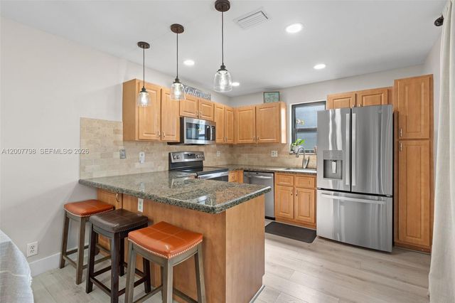 2691 NW 99th Ave 2691, Coral Springs, FL 33065