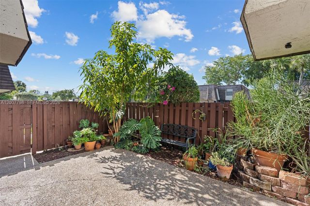 2691 NW 99th Ave 2691, Coral Springs, FL 33065