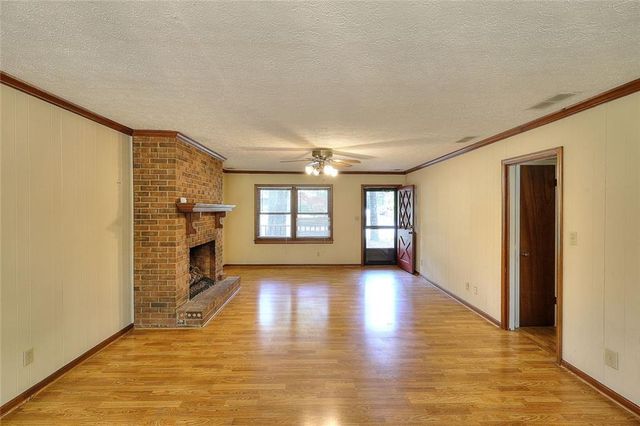 2439 Ellis Court, Snellville, GA 30078