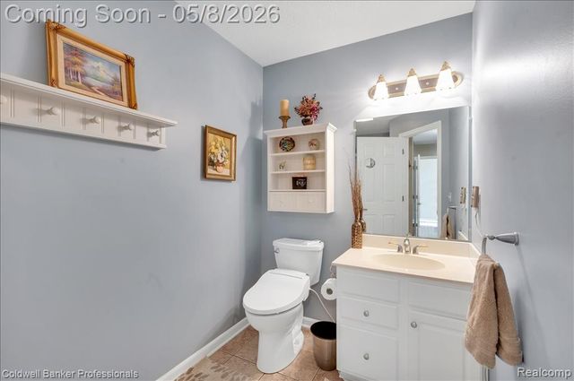 2243 Ridgemoor Court, Burton, MI 48509