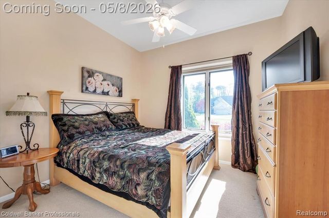 2243 Ridgemoor Court, Burton, MI 48509