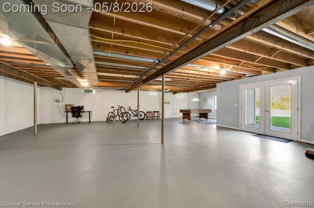 2243 Ridgemoor Court, Burton, MI 48509