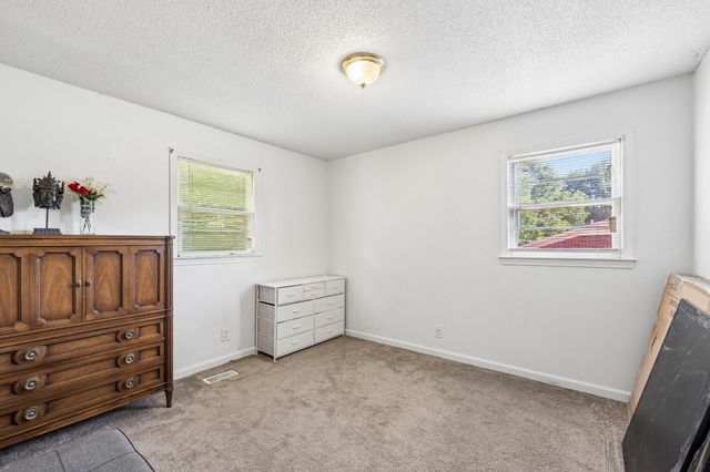 1067 Murrey St, Lewisburg, TN 37091