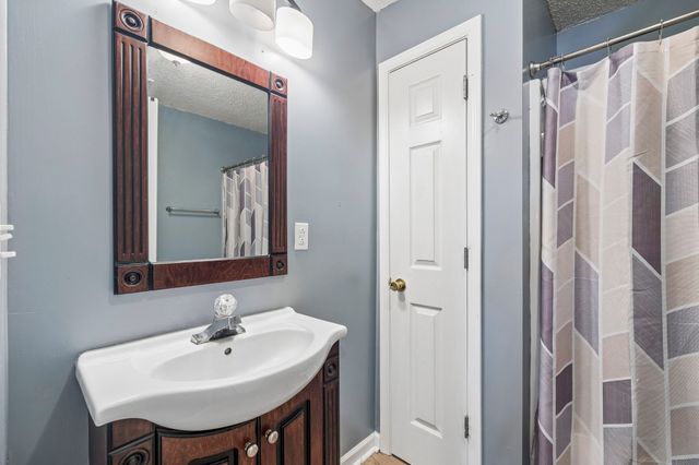 1067 Murrey St, Lewisburg, TN 37091