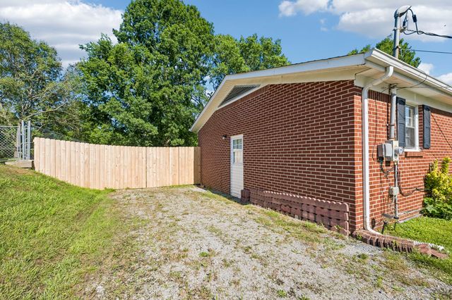 1067 Murrey St, Lewisburg, TN 37091