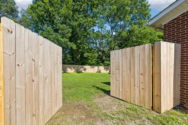 1067 Murrey St, Lewisburg, TN 37091
