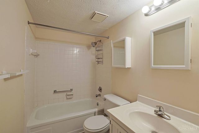 10876 Ponds Lane, Sycamore Twp, OH 45242