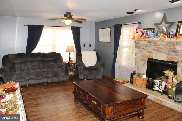 95 BENNS HILL RD, Bangor, PA 18013