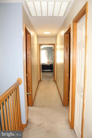 95 BENNS HILL RD, Bangor, PA 18013