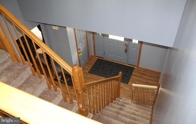 95 BENNS HILL RD, Bangor, PA 18013