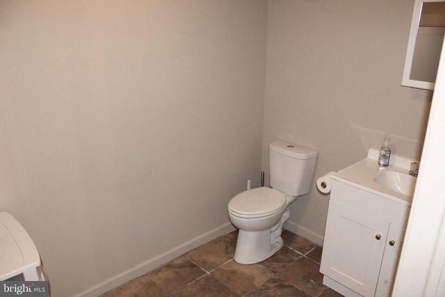 95 BENNS HILL RD, Bangor, PA 18013