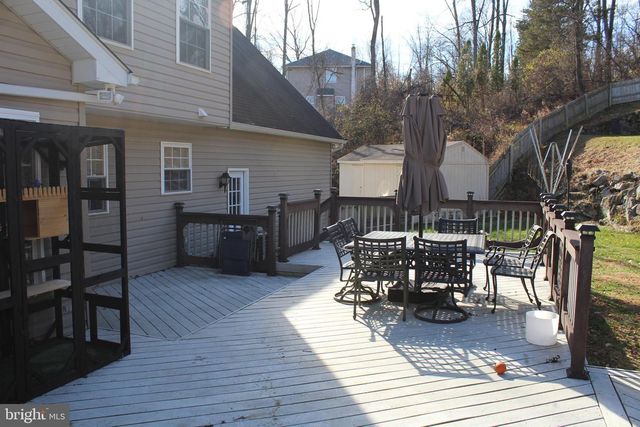 95 BENNS HILL RD, Bangor, PA 18013