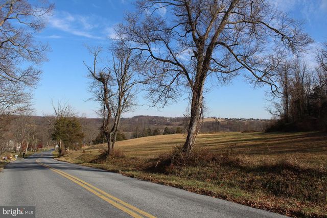 95 BENNS HILL RD, Bangor, PA 18013